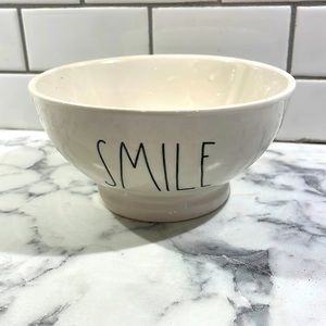 Rae Dunn smile bowl